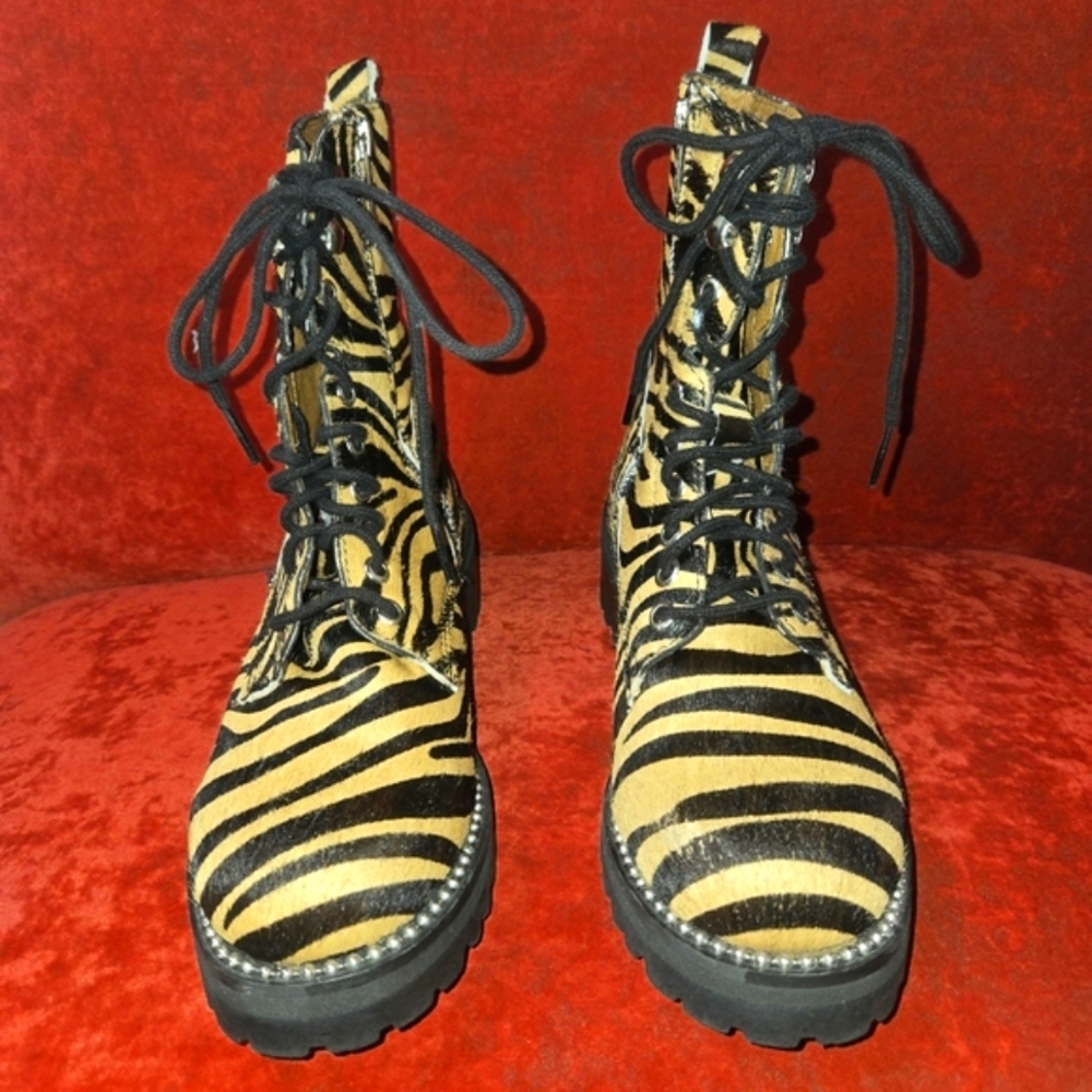 Aqua JAX Tiger Print Studded Combat Boots CowPunk Calfhair Chunky NWOT SEE SOLES - Picture 11 of 11